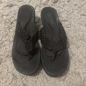 Skechers wedge sandels